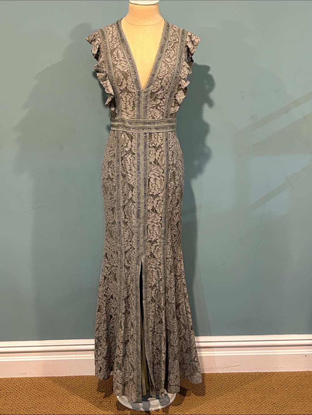 Baltic Born Monroe Sage Lace Dress size Medium Wedding Bridesmaid Formal Green